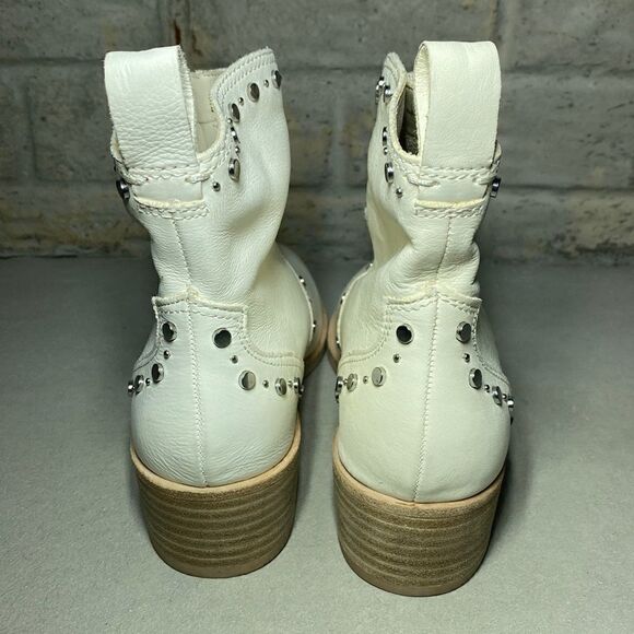 NWOB MSRP $150 Dolce Vita Tobin Studded Bootie Women's Size 7 - Picture 4 of 8